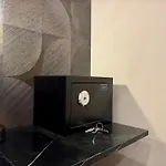 Miluar Relais - Piazza Fuga 4* Nápoly