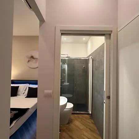 Miluar Relais - Piazza Fuga לינה וארוחת בוקר נאפולי
