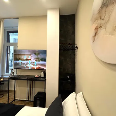 Miluar Relais - Piazza Fuga לינה וארוחת בוקר נאפולי