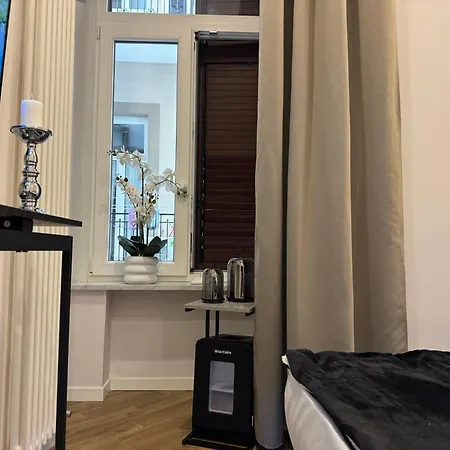 Miluar Relais - Piazza Fuga נאפולי